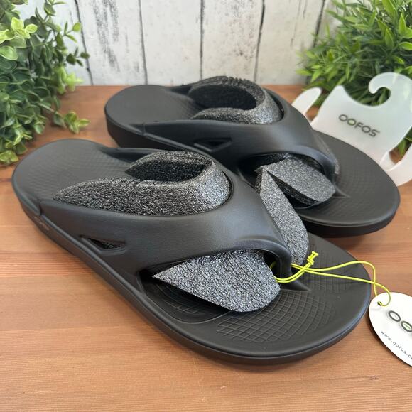 Oofos Ooriginal Unisex Black Recovery Sandals Size M10/W12 - Picture 3 of 7